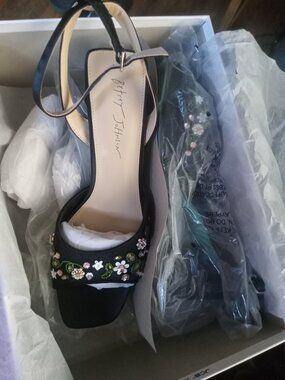 Bestsey Johnson heels